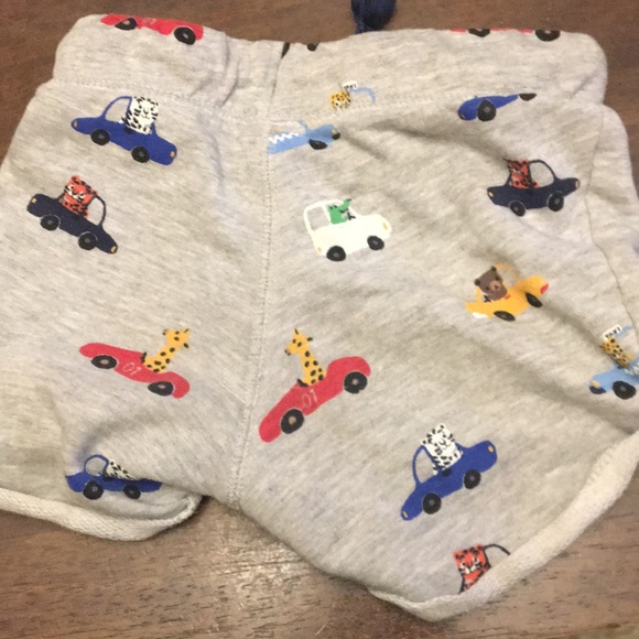 Worn a handful of times - Picture 4 of 4